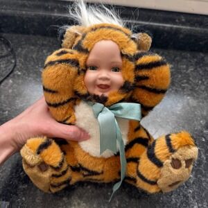 Geppeddo Cuddle Kids Toby Tiger Porcelain Face Plush Baby Doll Collectible NWT